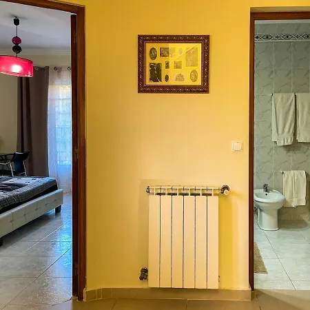 Vivenda Shakira V3 Com Piscina Quinta Das Flores Branqueira