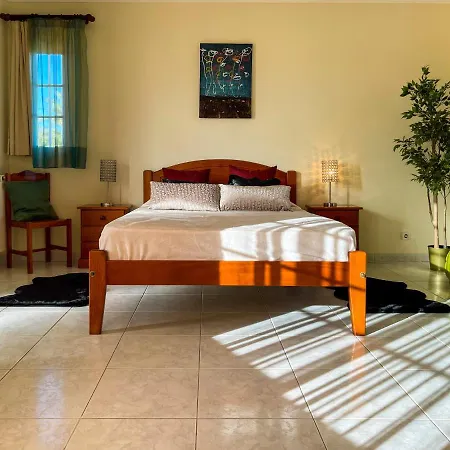 ヴィラ Vivenda Shakira V3 Com Piscina Quinta Das Flores Branqueira