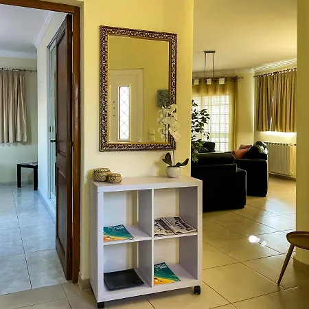 ヴィラ Vivenda Shakira V3 Com Piscina Quinta Das Flores Branqueira アルブフェイラ