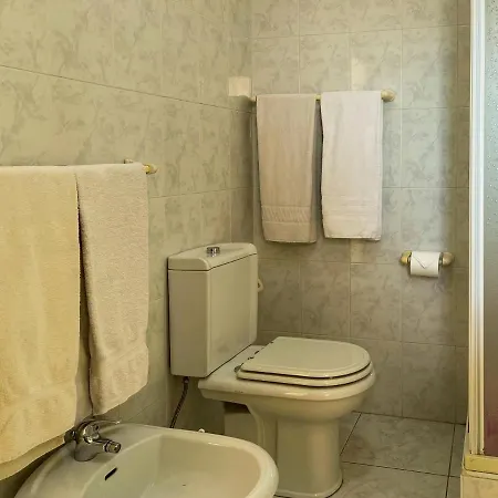 ヴィラ Vivenda Shakira V3 Com Piscina Quinta Das Flores Branqueira アルブフェイラ
